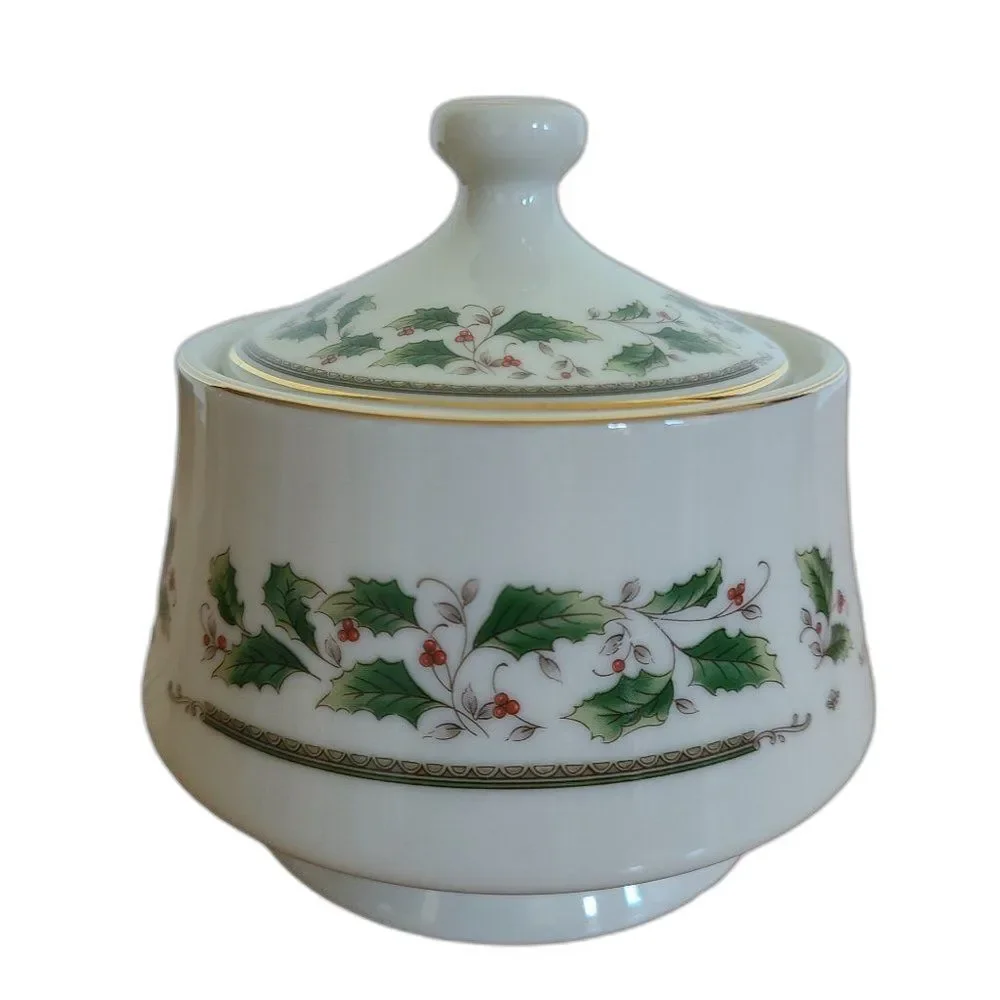 Vintage Royal Limited Holly Holiday China Christmas Sugar Bowl With Lid